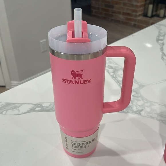 💕Authentic STANLEY Tumblers. - Picture 11 of 16